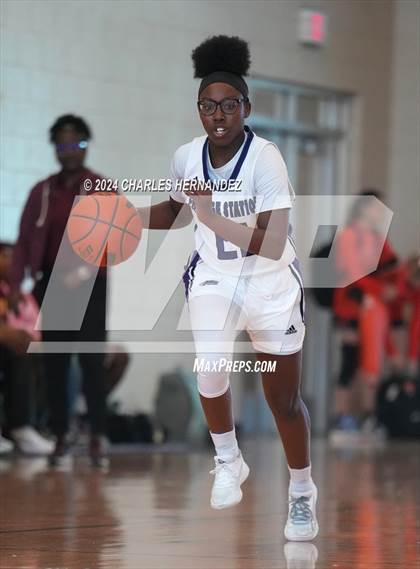 Thumbnail 2 in Beaumont United vs. College Station (Aggieland Invitational) photogallery.