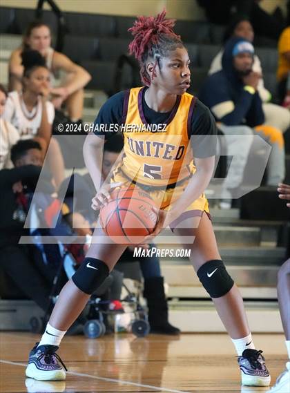 Thumbnail 3 in Beaumont United vs. College Station (Aggieland Invitational) photogallery.