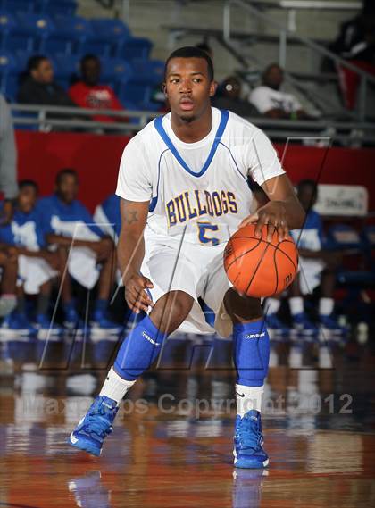 Thumbnail 2 in Carroll vs. Berkner (Thanksgiving Hoopfest) photogallery.