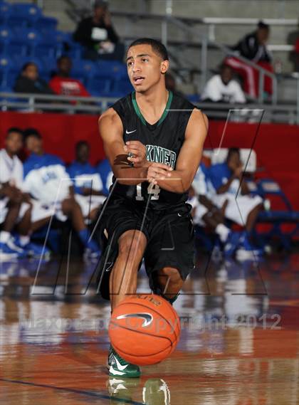 Thumbnail 2 in Carroll vs. Berkner (Thanksgiving Hoopfest) photogallery.