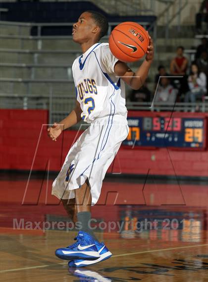 Thumbnail 1 in Carroll vs. Berkner (Thanksgiving Hoopfest) photogallery.