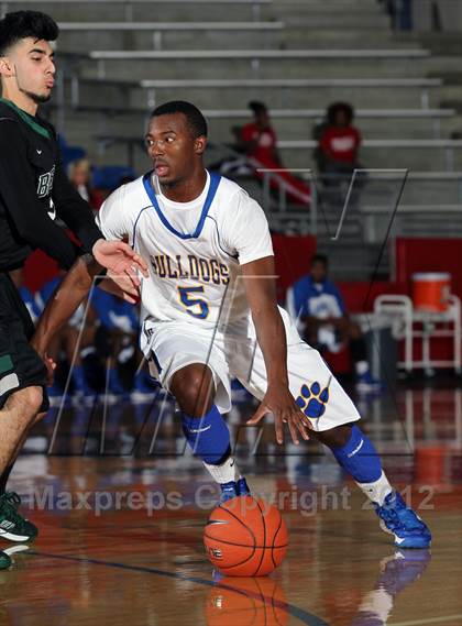Thumbnail 1 in Carroll vs. Berkner (Thanksgiving Hoopfest) photogallery.