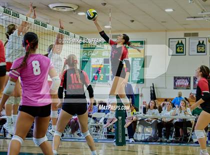 Thumbnail 2 in La Jolla vs San Marcos (Santa Barbara Tournament of Champions) photogallery.
