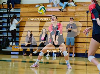 Thumbnail 2 in La Jolla vs San Marcos (Santa Barbara Tournament of Champions) photogallery.