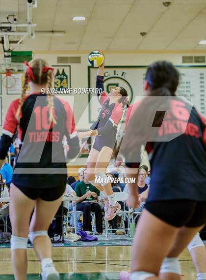 Thumbnail 3 in La Jolla vs San Marcos (Santa Barbara Tournament of Champions) photogallery.