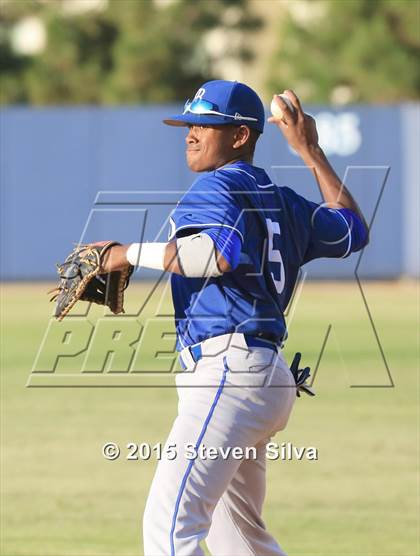 Thumbnail 2 in La Costa Canyon vs. Rancho Bernardo (CIF SDS Open Division Final) photogallery.
