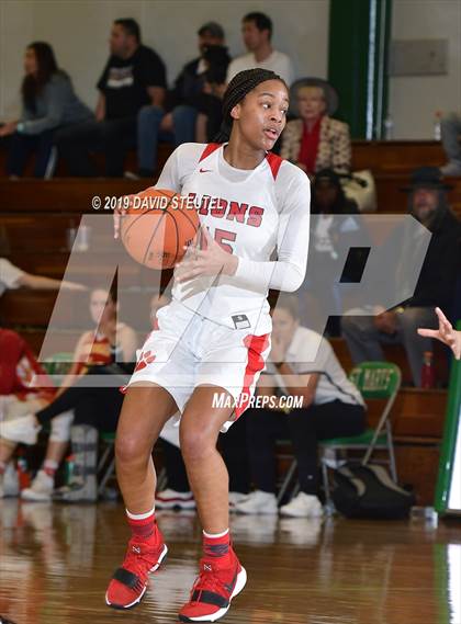 Thumbnail 2 in Cathedral Catholic vs. McClatchy (St. Mary's Stockton MLK Showcase) photogallery.