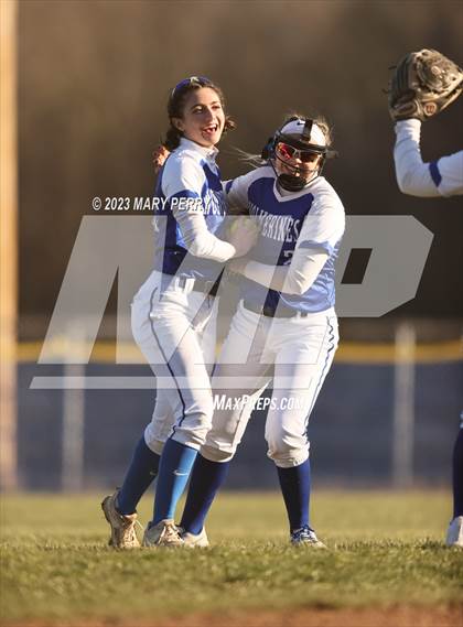 Thumbnail 2 in Shenango @ Ellwood City photogallery.