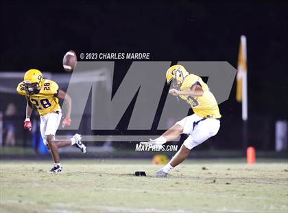 Thumbnail 2 in Lumberton @ Cape Fear photogallery.