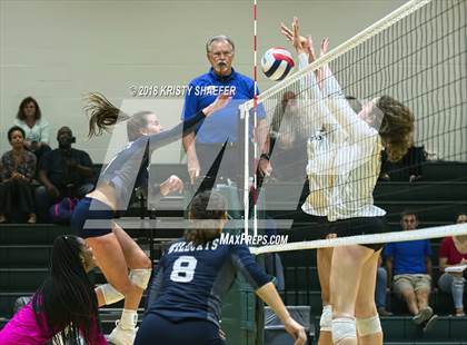 Thumbnail 3 in Millbrook @ Cardinal Gibbons photogallery.