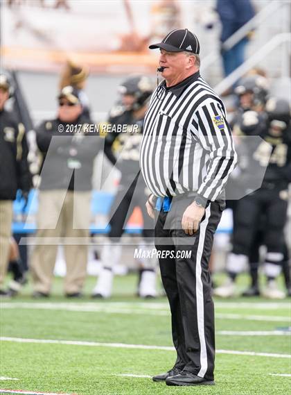 Thumbnail 1 in Southern Columbia Area vs. Wilmington Area (PIAA Class 2A Final) photogallery.
