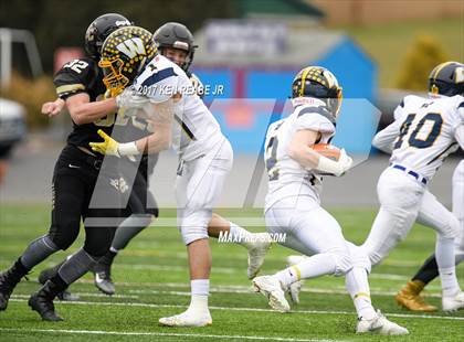 Thumbnail 1 in Southern Columbia Area vs. Wilmington Area (PIAA Class 2A Final) photogallery.