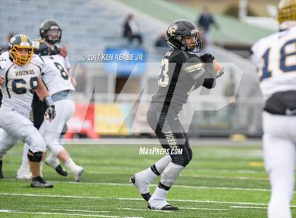 Thumbnail 2 in Southern Columbia Area vs. Wilmington Area (PIAA Class 2A Final) photogallery.