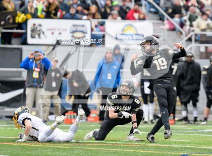 Thumbnail 2 in Southern Columbia Area vs. Wilmington Area (PIAA Class 2A Final) photogallery.