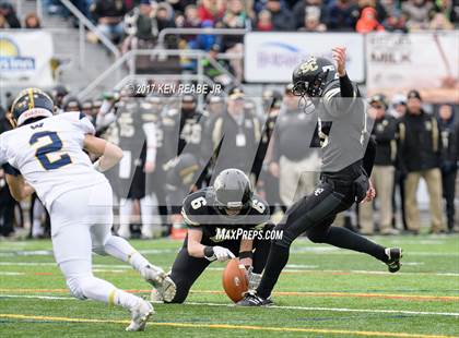 Thumbnail 1 in Southern Columbia Area vs. Wilmington Area (PIAA Class 2A Final) photogallery.