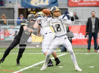 Thumbnail 1 in Southern Columbia Area vs. Wilmington Area (PIAA Class 2A Final) photogallery.