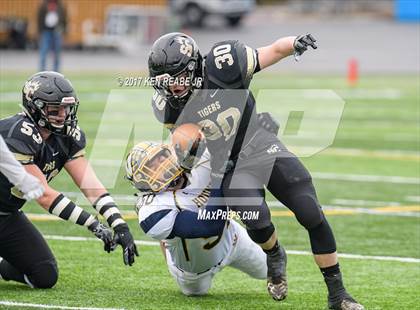 Thumbnail 1 in Southern Columbia Area vs. Wilmington Area (PIAA Class 2A Final) photogallery.