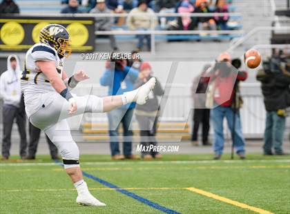 Thumbnail 2 in Southern Columbia Area vs. Wilmington Area (PIAA Class 2A Final) photogallery.