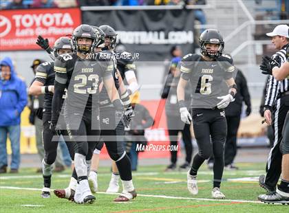 Thumbnail 3 in Southern Columbia Area vs. Wilmington Area (PIAA Class 2A Final) photogallery.