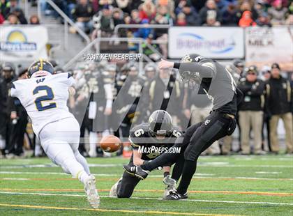Thumbnail 2 in Southern Columbia Area vs. Wilmington Area (PIAA Class 2A Final) photogallery.