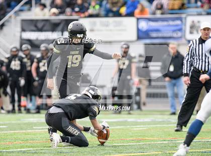 Thumbnail 3 in Southern Columbia Area vs. Wilmington Area (PIAA Class 2A Final) photogallery.