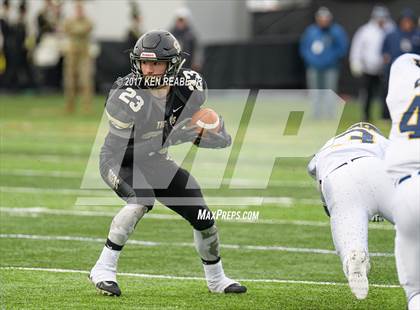 Thumbnail 2 in Southern Columbia Area vs. Wilmington Area (PIAA Class 2A Final) photogallery.