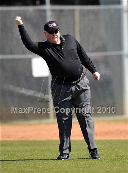 Thumbnail 2 in Guyer vs. Flower Mound (Flower Mound Tournament) photogallery.