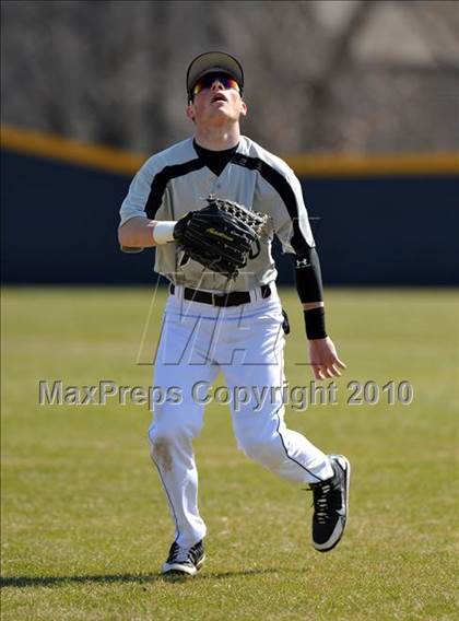 Thumbnail 2 in Guyer vs. Flower Mound (Flower Mound Tournament) photogallery.