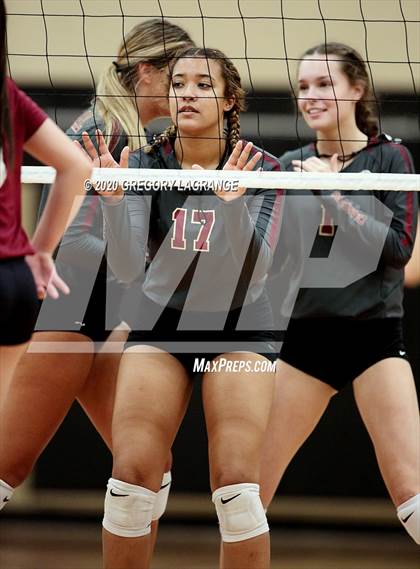 Thumbnail 1 in Saginaw vs Keller Central photogallery.