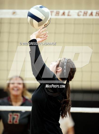 Thumbnail 3 in Saginaw vs Keller Central photogallery.