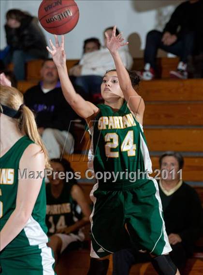 Thumbnail 3 in Granada vs. Davis photogallery.