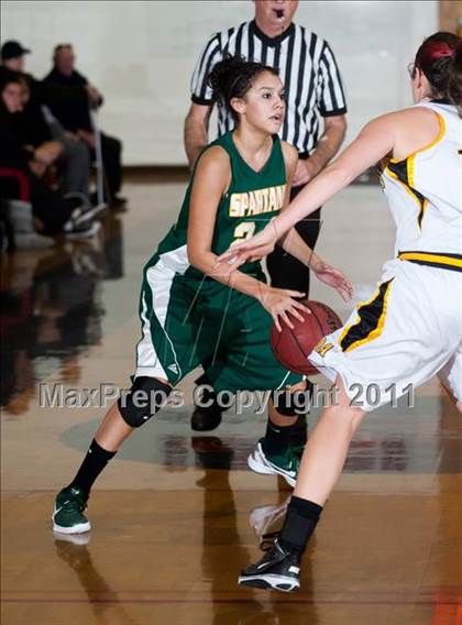 Thumbnail 3 in Granada vs. Davis photogallery.
