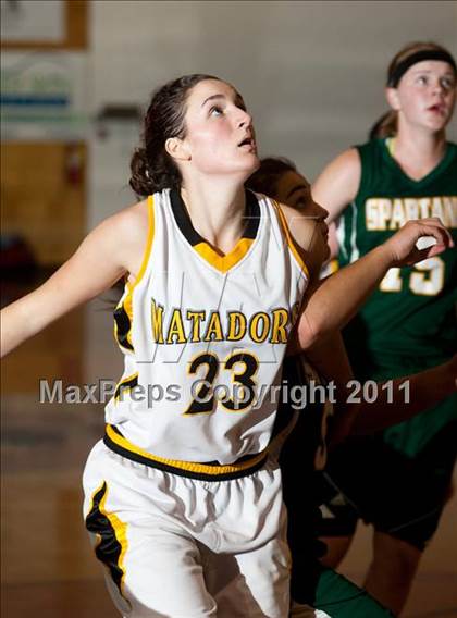 Thumbnail 3 in Granada vs. Davis photogallery.