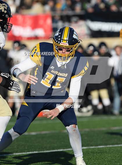 Thumbnail 2 in Southern Columbia Area vs. Wilmington Area (PIAA 2A Championship) photogallery.