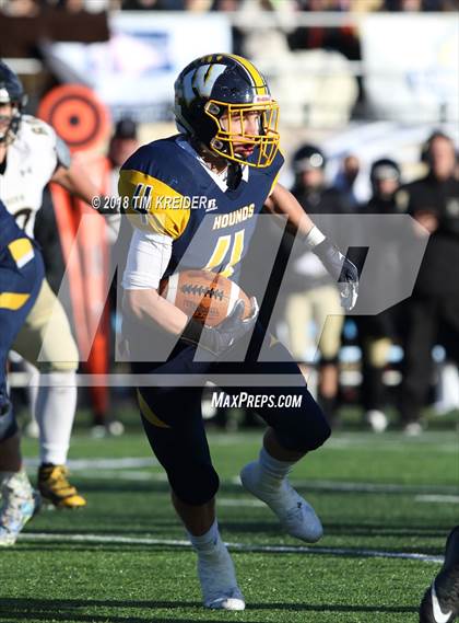 Thumbnail 1 in Southern Columbia Area vs. Wilmington Area (PIAA 2A Championship) photogallery.