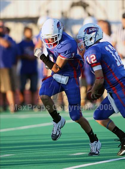 Thumbnail 2 in Bryan @ Leander photogallery.