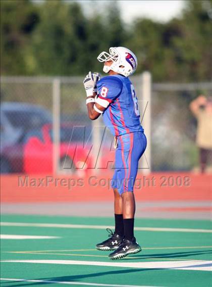 Thumbnail 2 in Bryan @ Leander photogallery.