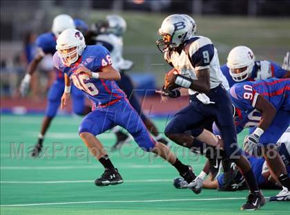 Thumbnail 2 in Bryan @ Leander photogallery.