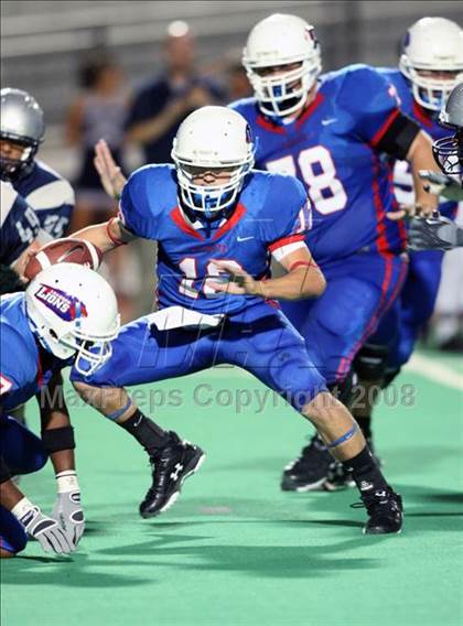 Thumbnail 2 in Bryan @ Leander photogallery.
