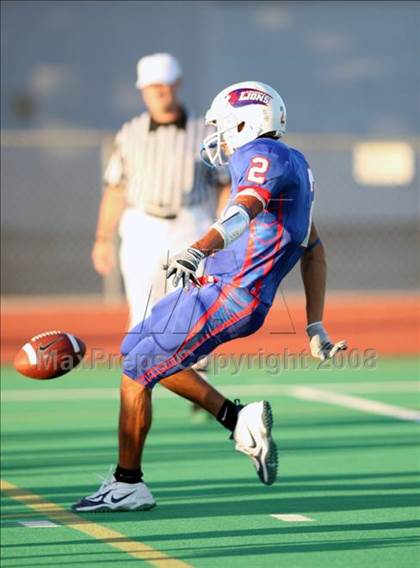 Thumbnail 3 in Bryan @ Leander photogallery.