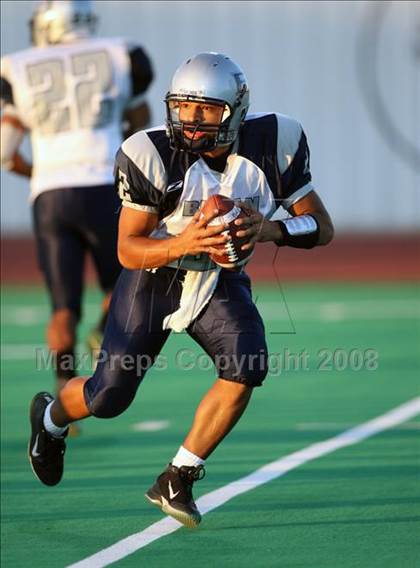 Thumbnail 2 in Bryan @ Leander photogallery.