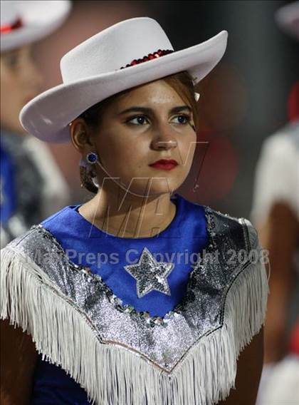 Thumbnail 3 in Bryan @ Leander photogallery.