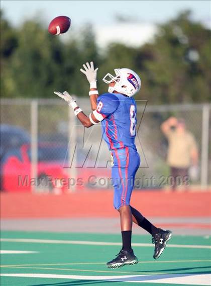 Thumbnail 3 in Bryan @ Leander photogallery.