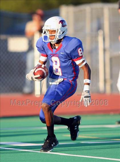 Thumbnail 2 in Bryan @ Leander photogallery.