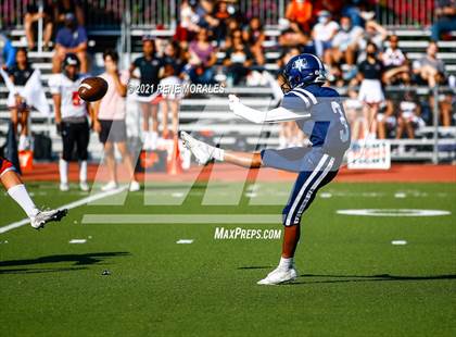 Thumbnail 2 in South Pasadena vs Marshall photogallery.