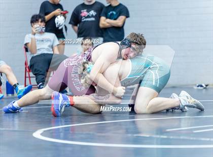 Thumbnail 2 in Lovelock Mustangs Tournament (215lbs) photogallery.