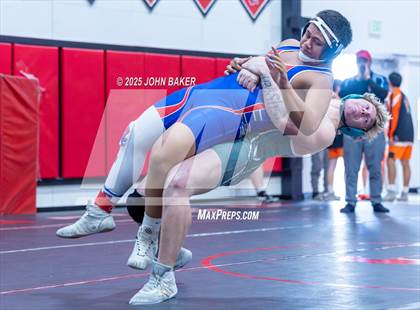 Thumbnail 1 in Lovelock Mustangs Tournament (215lbs) photogallery.