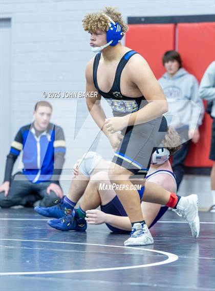 Thumbnail 2 in Lovelock Mustangs Tournament (215lbs) photogallery.