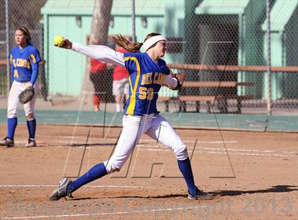 Thumbnail 3 in Del Campo vs Oak Ridge (Victory Pre-Season T.O.C.) photogallery.