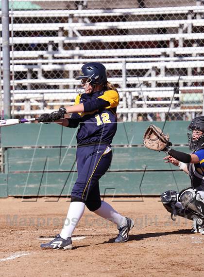 Thumbnail 1 in Del Campo vs Oak Ridge (Victory Pre-Season T.O.C.) photogallery.